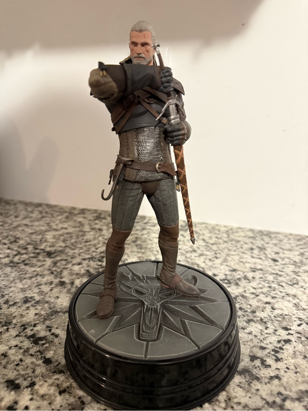 Dark Horse Deluxe The Witcher 3: Wild Hunt - Geralt Series 1